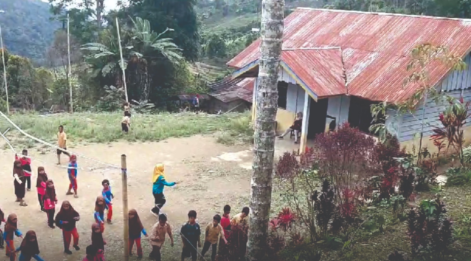 SDN yang mendapat bantuan MDA. Dok: maupa.id