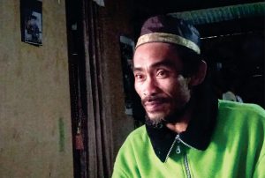 Ketua Sanggar Seni Latimojong, Desa Ulu Salu, Pak Hartono Samad. Dok: maupa.id