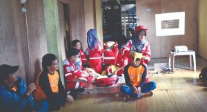 Suasana Pelatihan Pertolongan Pertama Destana, Materi oleh Kepala PMI Luwu, Annisa Hannanu, SM. Dok: maupa.id