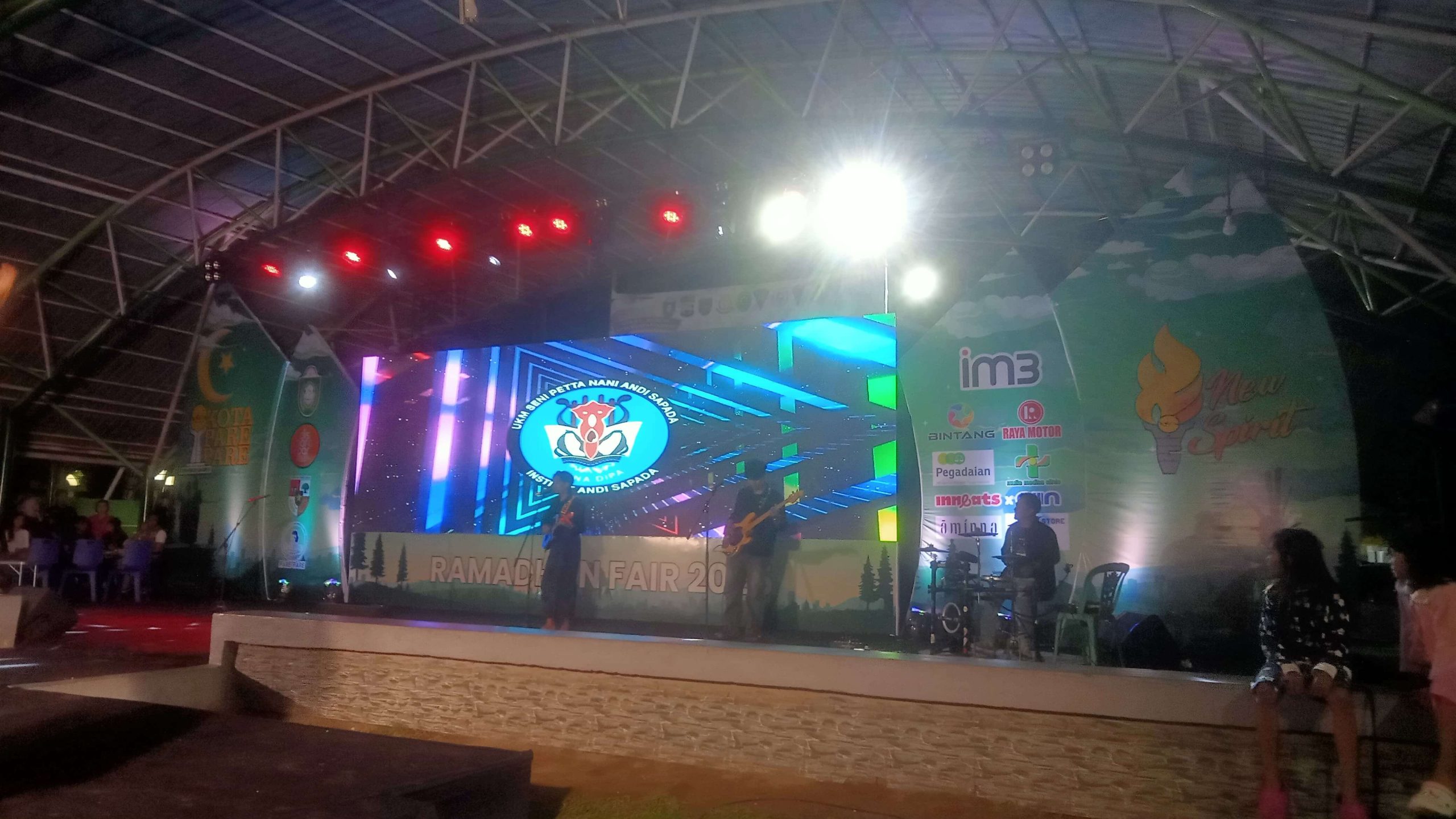 Pertunjukan seni dalam event Ramadhan Fair, Parepare. Dok: Azwar Radhif