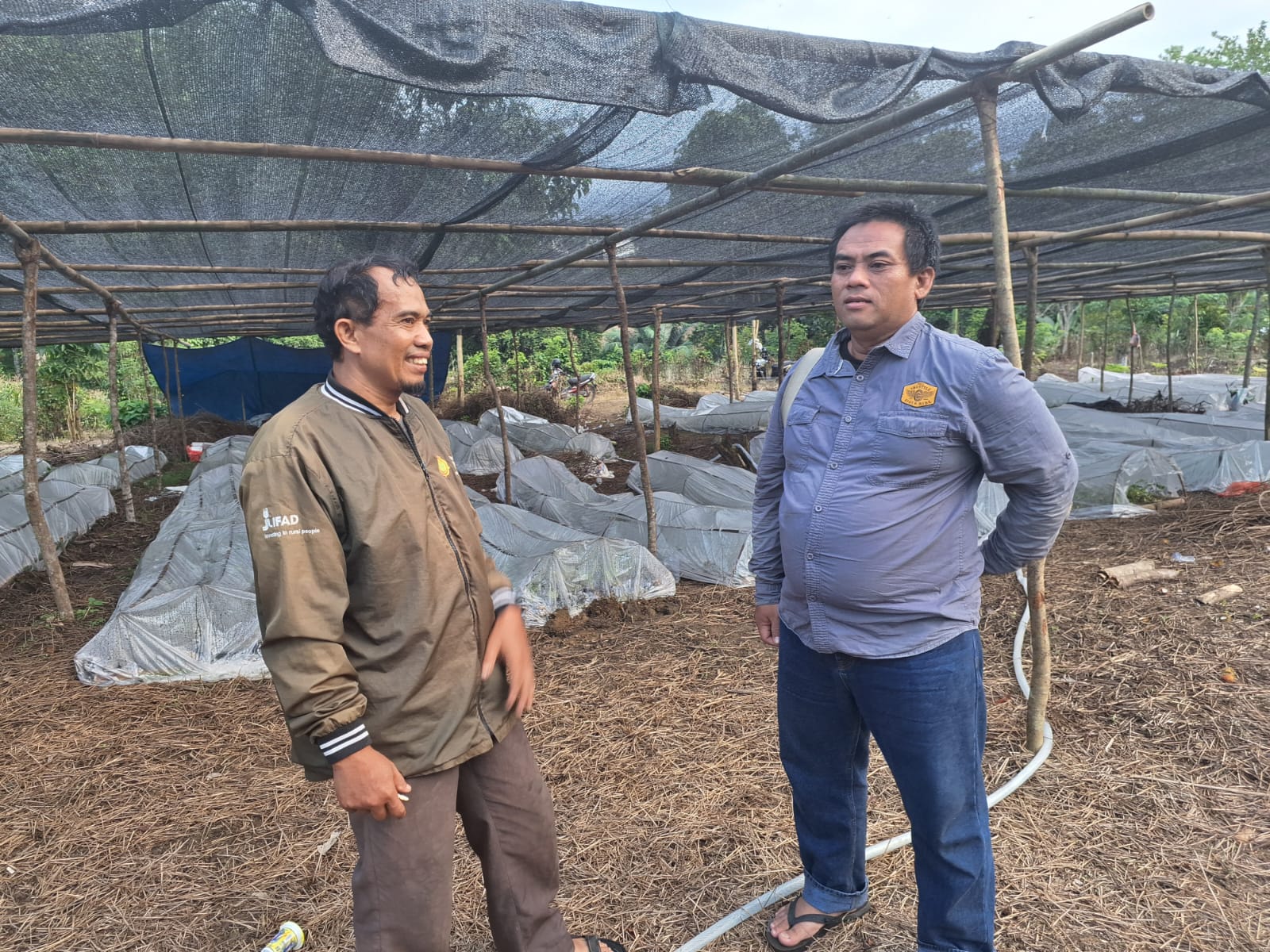 Zamzam Nurzaman bersama, Agrobusiness Officer MDA, Ichsan, Februari 2025. Dok: Maupa.id