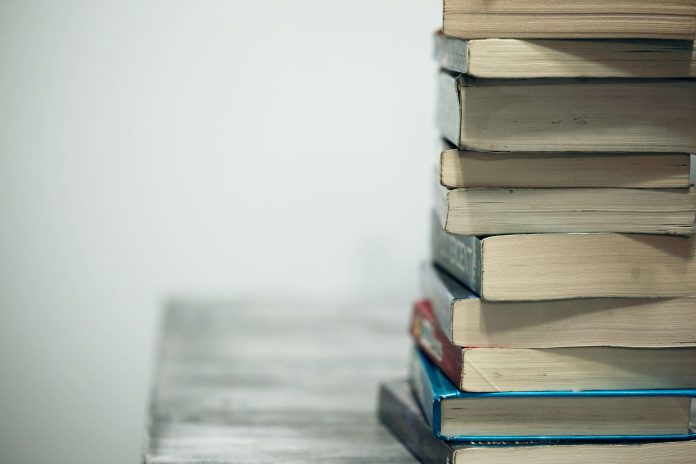 Ilustrasi rekomendasi buku. Dok: Alexander Grey/ Unsplash.com