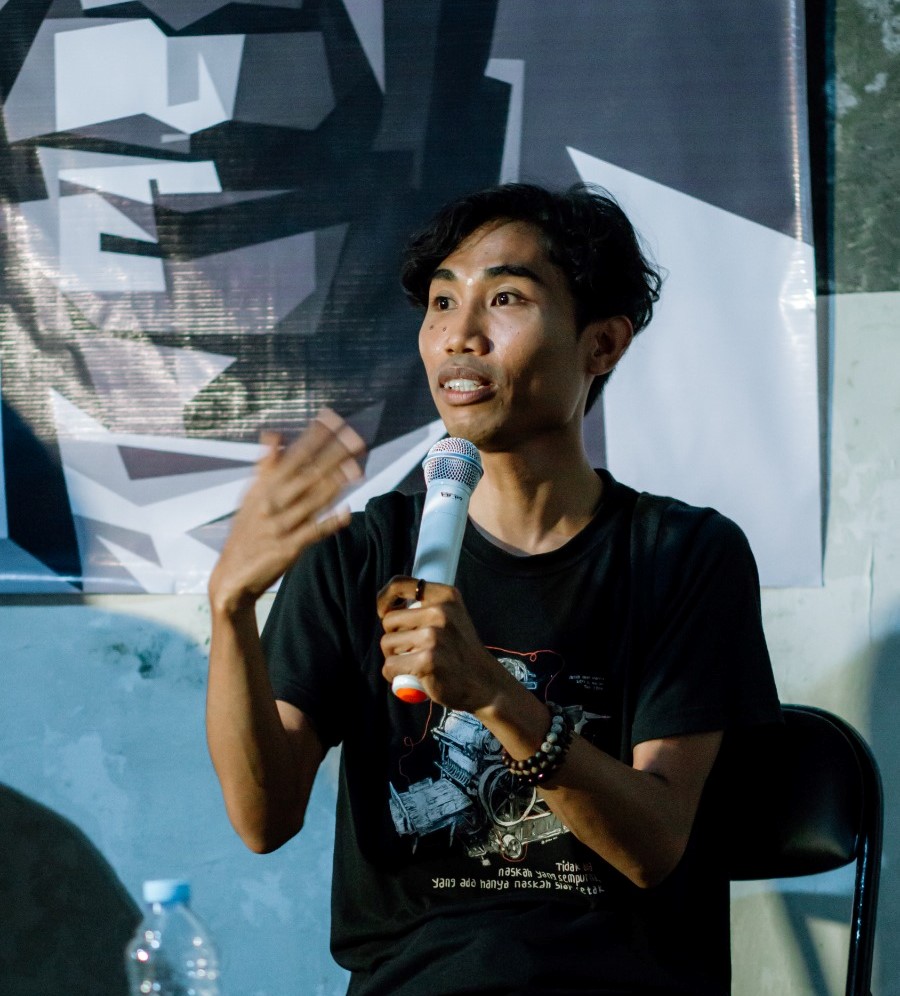 Ilham Mustamin, Penulis Siasat Menikmati Kesemenjanaan. Dok: Azwar Radhif