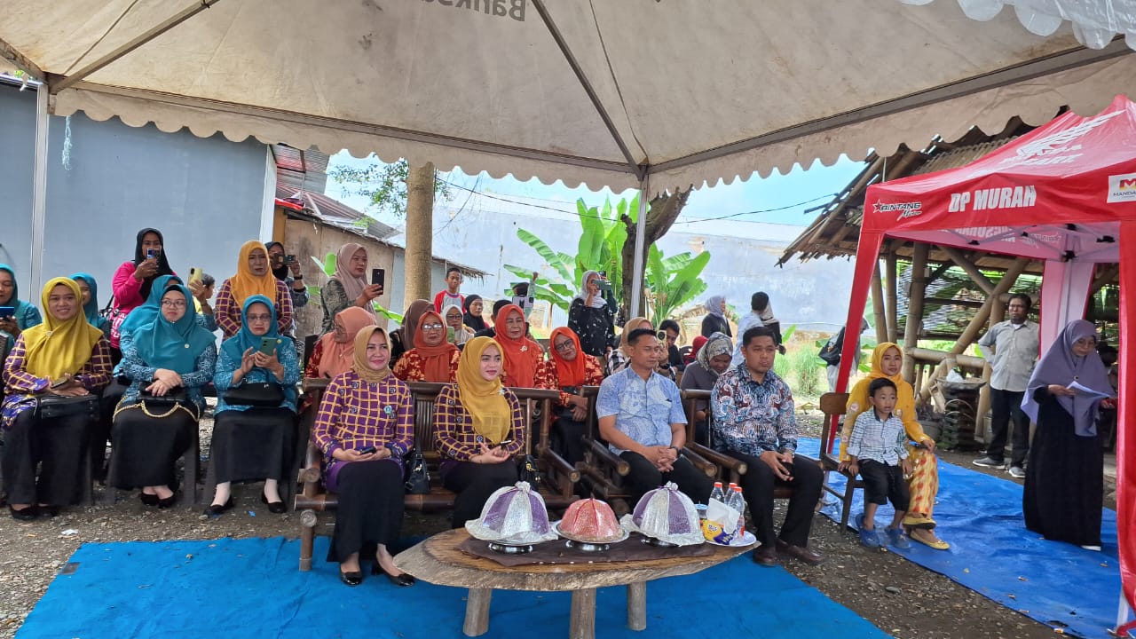 Ketua Pokja PAUD Luwu, Nilasari Dhevy Bijak, bersama; Sekretaris Bunda PAUD Luwu, Ketua DPRD Luwu, Kadisdik Luwu, Ketua Forhati Luwu. Dok: Maupa.id