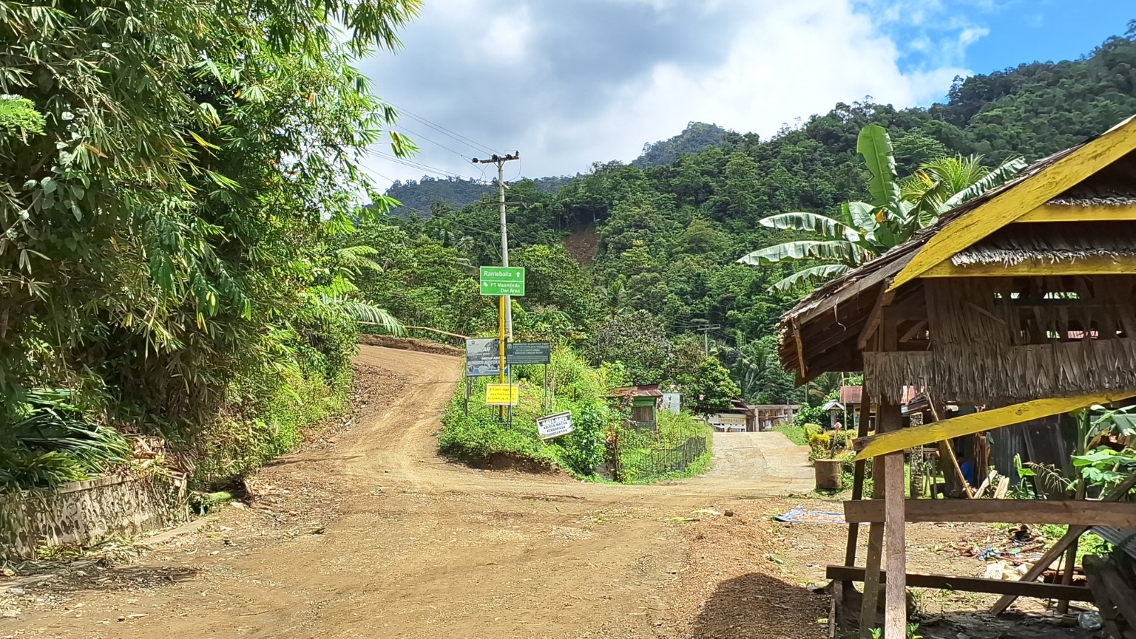 Jalur Menuju Site MDA di Desa Ranteballa, Kecamatan Latimojong. Dok: Maupa.id