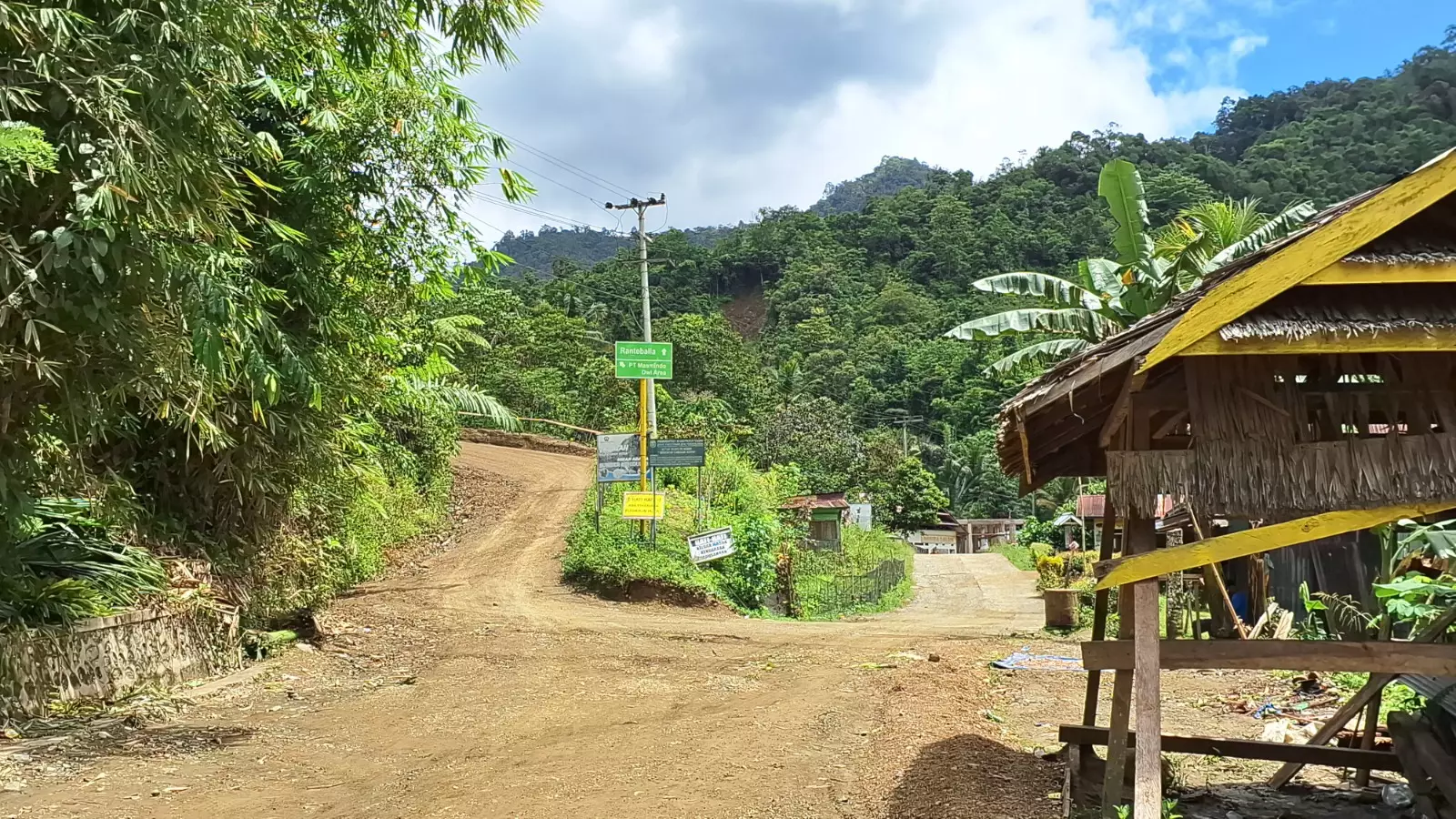 Jalur Menuju Site MDA di Desa Ranteballa, Kecamatan Latimojong. Dok: Maupa.id